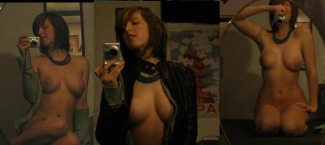 Аппетитные девушки любят позировать перед камерой голышом 7 фото