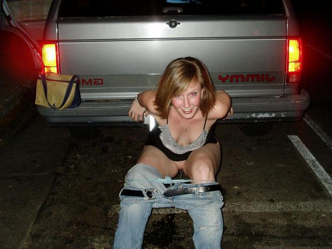 Пьяные девушки фото делают себе с удовольствием 11 фото