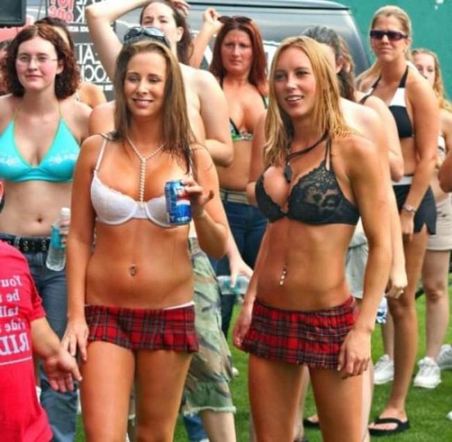 Пьяные девушки фото делают себе с удовольствием 15 фото