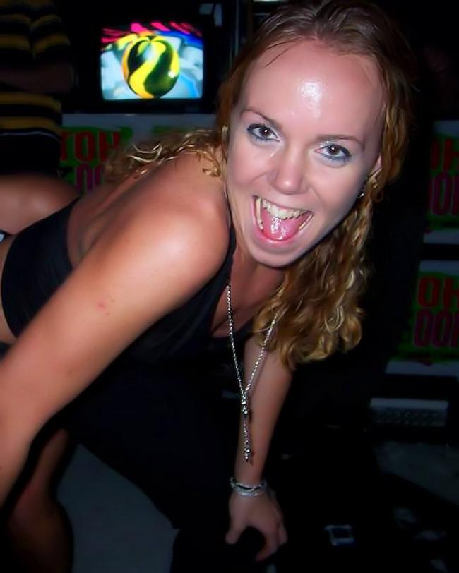 Когда пьяные давалки остаются наедине 9 фото