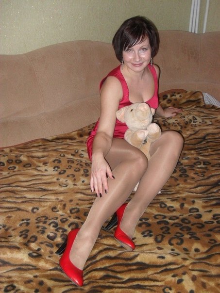 Хорошенькие тетки не против позабавиться 22 фото