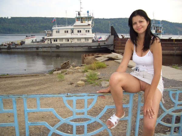 Показывают свои писи всем желающим 10 фото