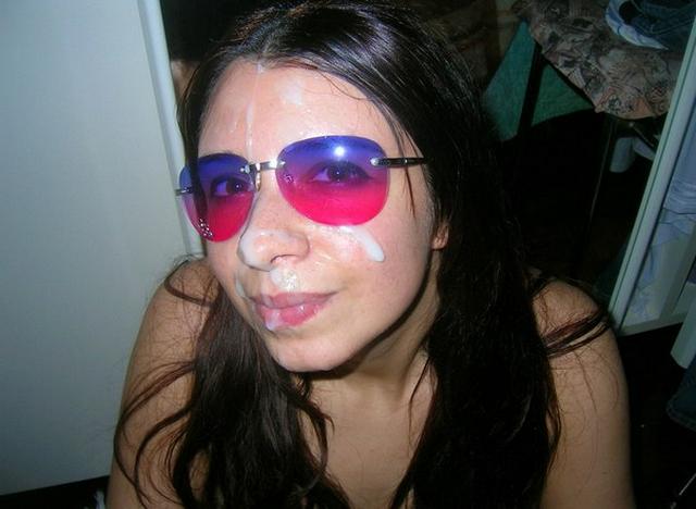 Мордаха Юльки залита липкой кончей 9 фото