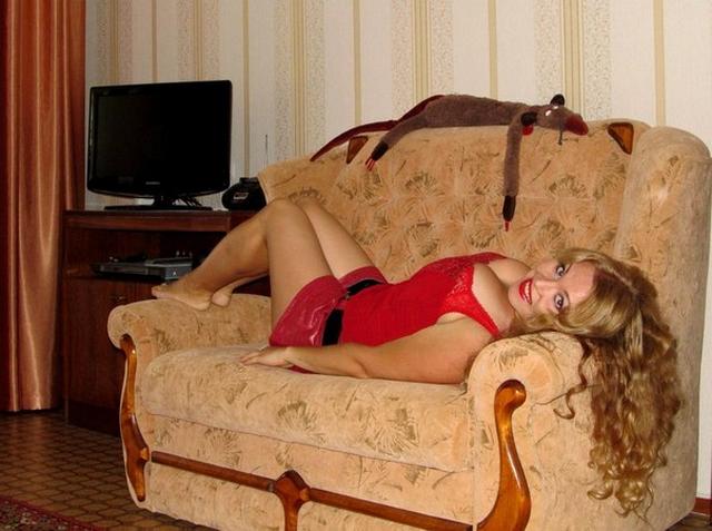 Роскошные домохозяйки открыто соблазняют 7 фото