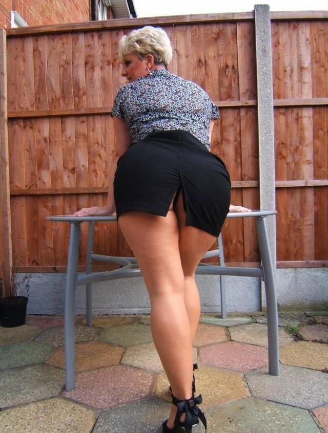 Аппетитные жопы разных девок 3 фото