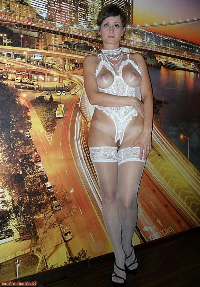 Сорокалетняя Оля с шикарной фигурой 32 фото