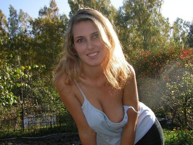 Опытные дамы знают чем удивить парней 3 фото