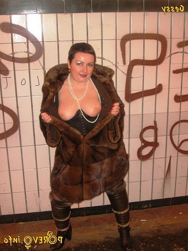 Зрелые бабы хотят молодых парней 17 фото