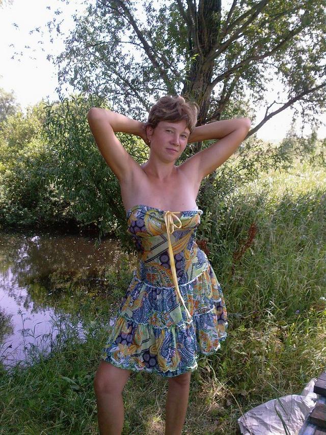 Деревенская зрелка без одежды 1 фото