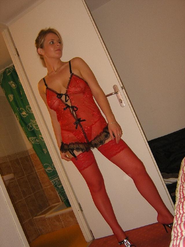 Прекрасные куколки в нижнем белье очень развратны 2 фото