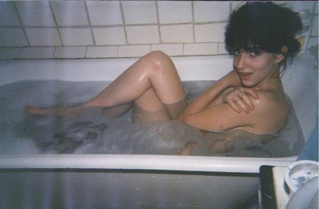 Откровения развратных девушек в общежитиях 17 фото