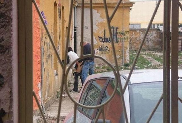 Парочки трахаются не скрываясь 1 фото