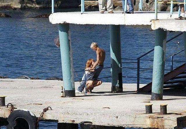 Парочки трахаются не скрываясь 5 фото