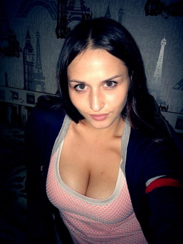 Офигенные дойки разных красоток 19 фото