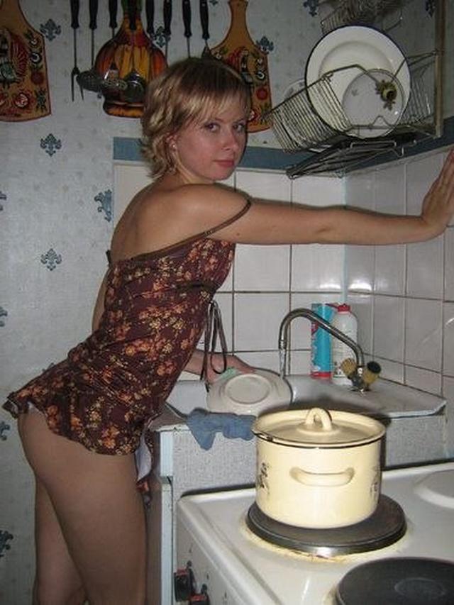 Крошки позируют голышом перед любимыми мужчинами 16 фото