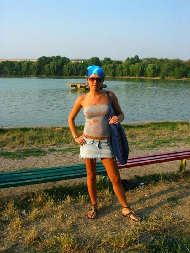 Молоденькая Ксюша не отличается скромностью 19 фото