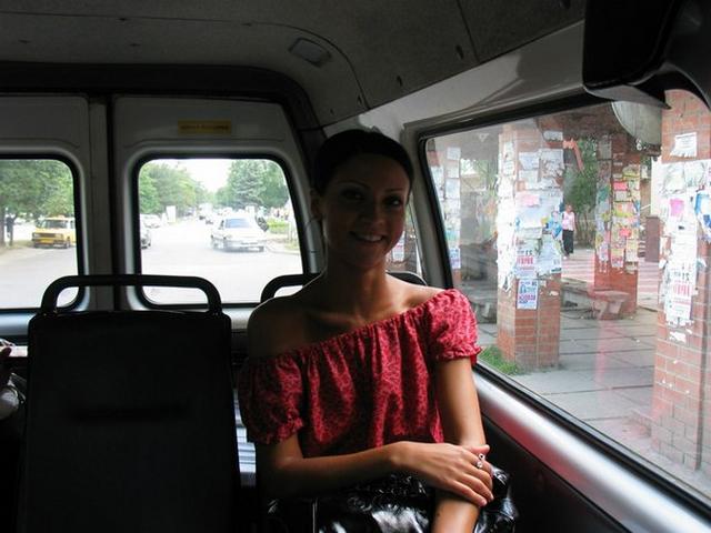 Молоденькая Ксюша не отличается скромностью 10 фото