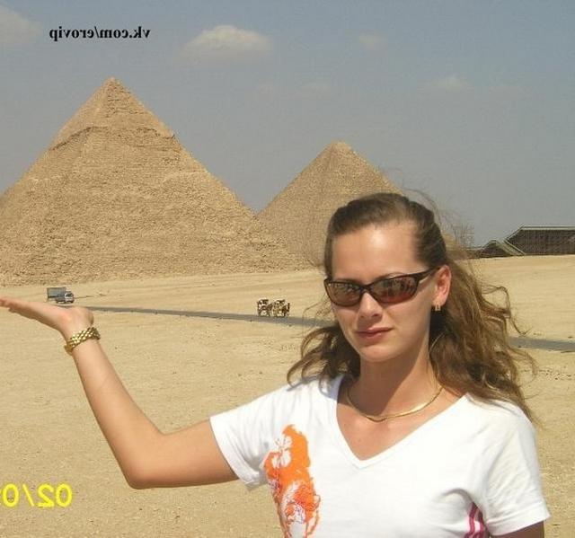 Молоденькая Таня ничего не стесняется 16 фото