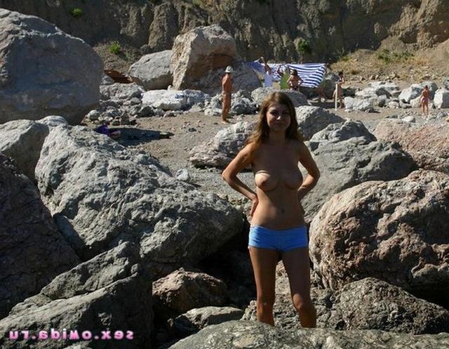 Стройные лапочки показали свои киски 18 фото