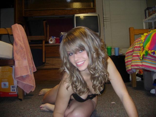 Стройненькая Алина невероятно грациозна 19 фото