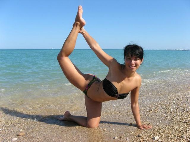 Симпатичные потаскухи показали все 20 фото