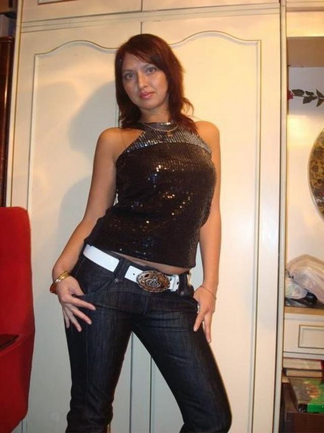 Тридцатилетняя Катя с хорошими формами 12 фото