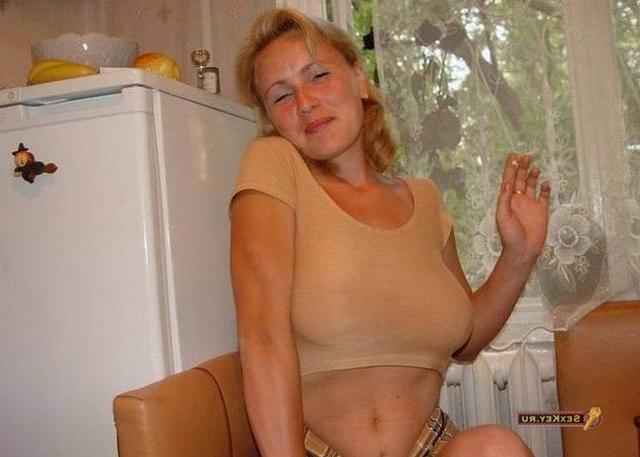 Привлекательные дамы с сексуальными фигурами 29 фото