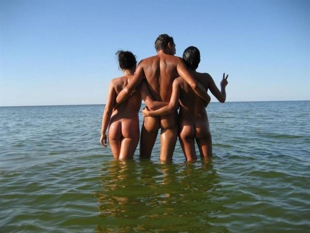 Секс втроем по-русски 17 фото